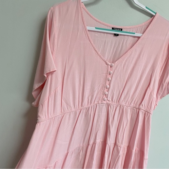 TORRID TOP - 2X (2) - Picture 4 of 8